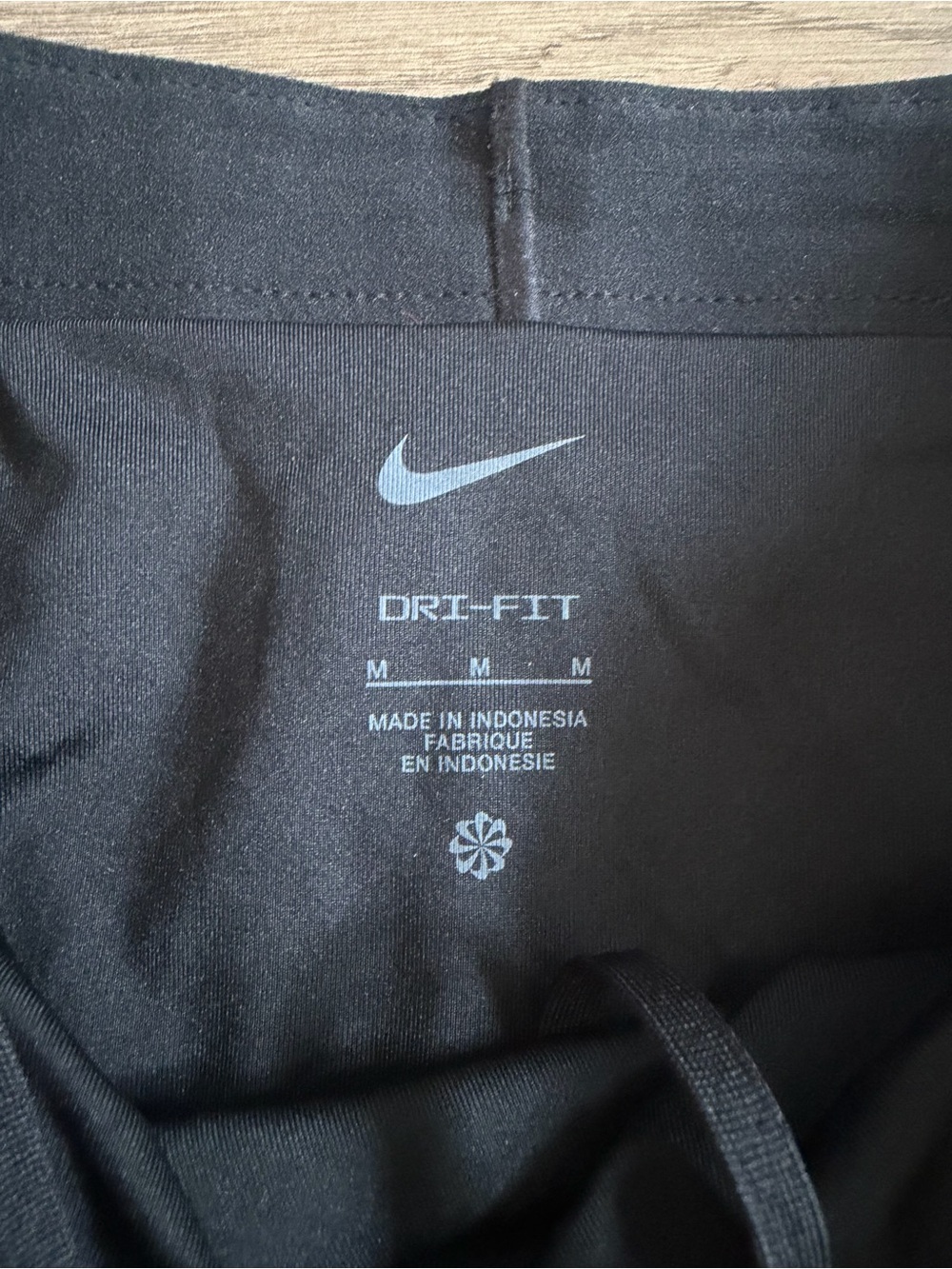 NWT Nike Men's Challenger Black Shorts with Elastic Waist Size Medium 5” Inseam - Picture 2 of 4